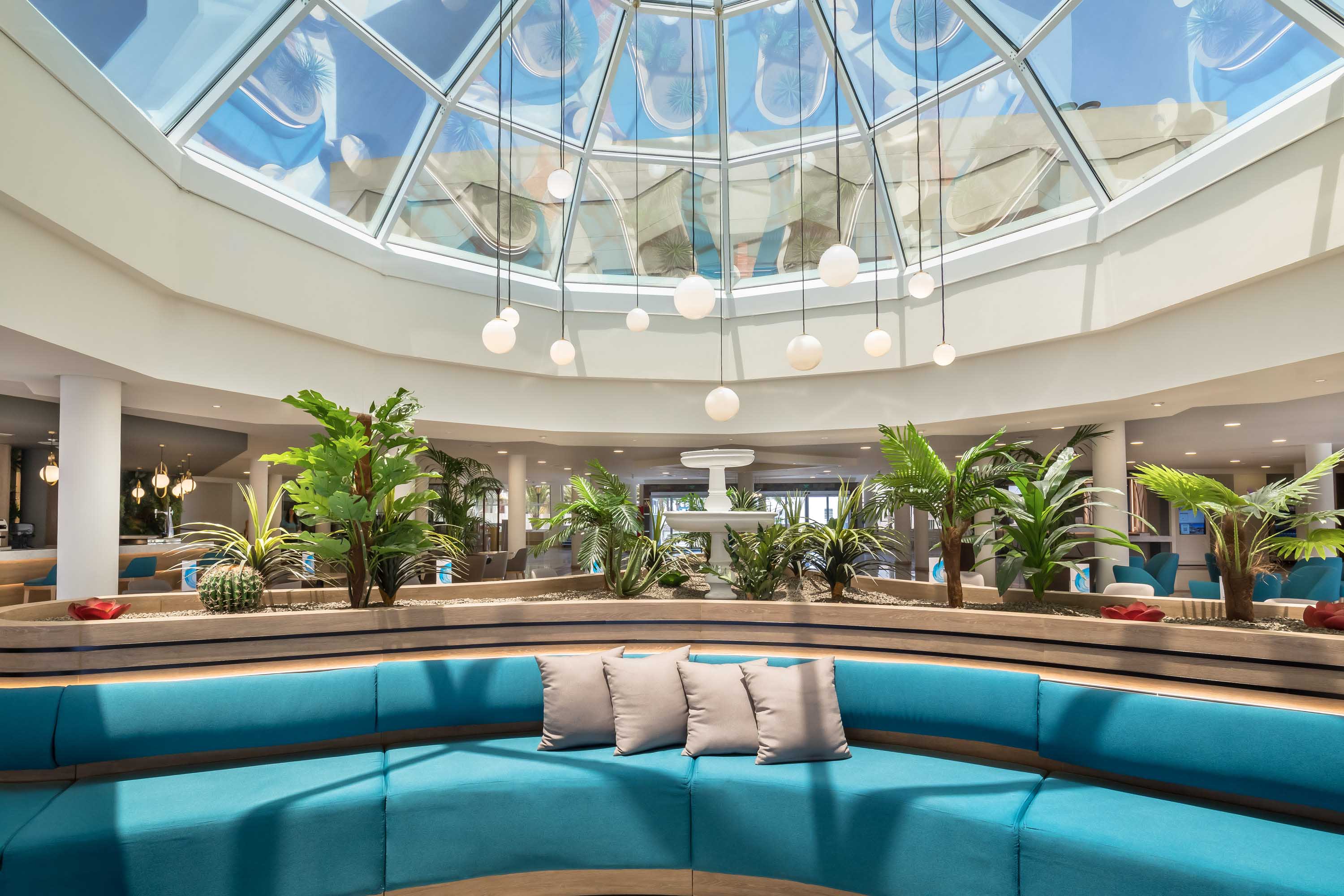 lobby hotel barcelo corralejo bay